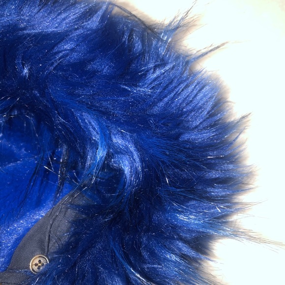 Mid-Length Faux Fur gently used Coat. - Picture 4 of 5